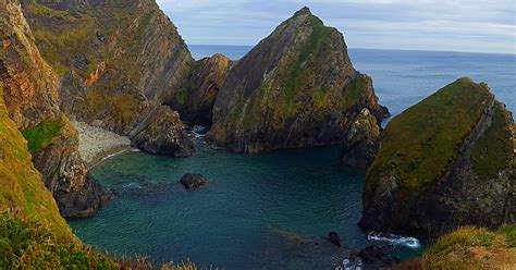 Nohoval Cove Cork Yesterday Rireland