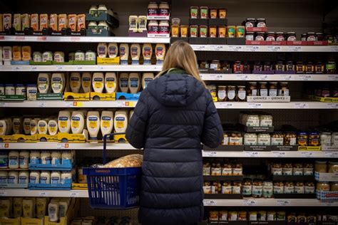 Food Banks Are A Lifesaver As Uk Feels Cost Of Living Crisis News24