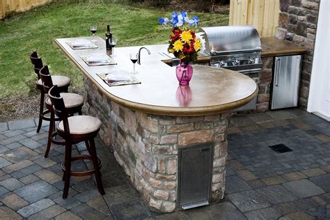 Outdoor Bar Counter Design