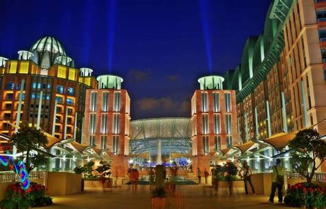 Resorts World Manila In Makati Philippines Reviews Best Time To