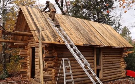 Man Builds Log Cabin In Woods By Hand In Amazing Time Lapse Video