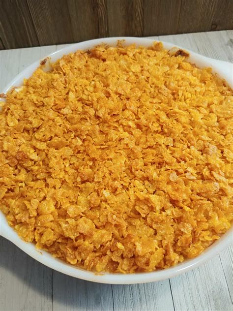 The potatoes and the bell peppers are fried (varying according to make a cheesy, creamy potato casserole for your next family gathering or holiday meal. Cheesy O'Brien Potato Casserole; Easy Recipe - Jett's Kitchen