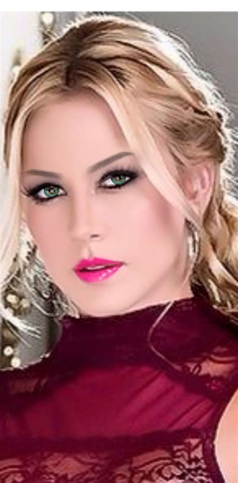 Rose Beauty Gorgeous Women Most Beautiful Eyes Stunning Eyes Beauty