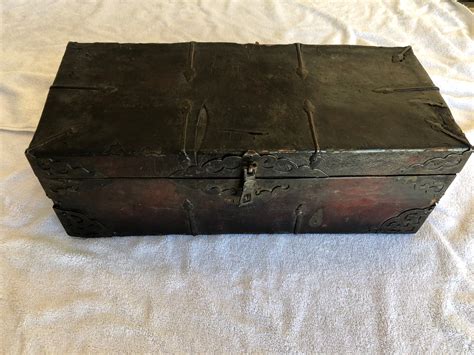 Authentic Treasure Chest (Really held Gold Doubloons) - Pirate Gold Coins