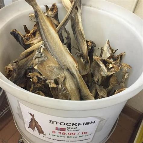 Quality Dried Stockfish Dried Norwegian Stock Fish And Cod Headscod And