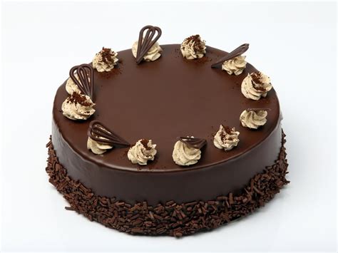 La torta kinder pinguì è molto amata dai bambini e' facile da realizzare e golosissima per una merenda per bambini oppure per. Ricetta Torta Kinder Pinguì - Fidelity Cucina