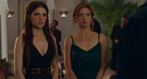 Naked Anna Kendrick In Pitch Perfect 3
