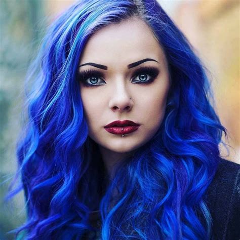 Pin By Emilie Carnegie On Gothic Beauties Electric Blue Hair Blue