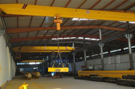 Motorized Box Type Single Beam Overhead Crane 2 Ton With Electric Chain