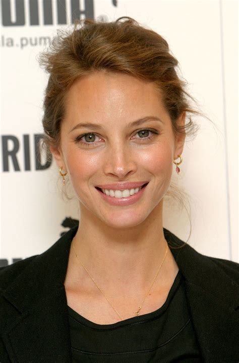 A Celebration Of Christy Turlington S Most Iconic Beauty Moments Through The Years Christy