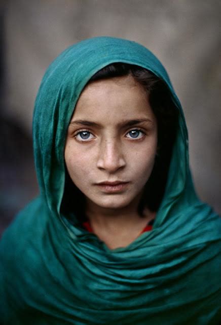 Steve Mccurry Portrait Of An Afghan Girl Paperblog