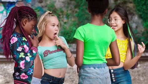 Netflix Accused Of Sexualising 11yo Girls With Disgusting