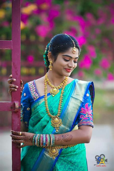 40 Best Collections Saree Bridal Photoshoot Poses Indian Boudoir Paris
