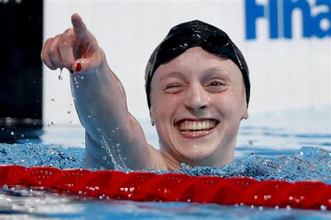 Katie Ledecky 16 Smashes World Record In Womens 1500 Meter The