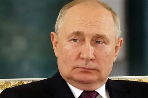 Making World Leaders Wait This Is Putin’s Political Power Move