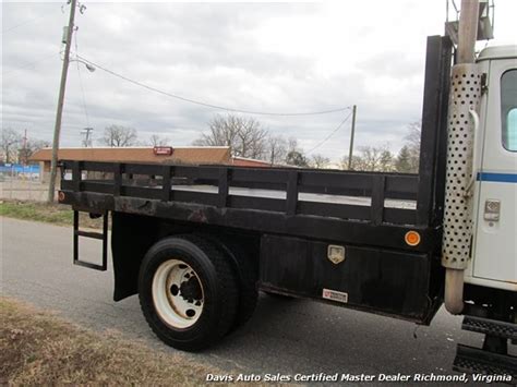 1998 International 4700 T444e Navistar