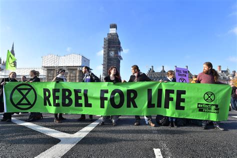 How can you help extinction rebellion? Extinction Rebellion protests Black Friday and the 'needless destruction of capitalist spending ...