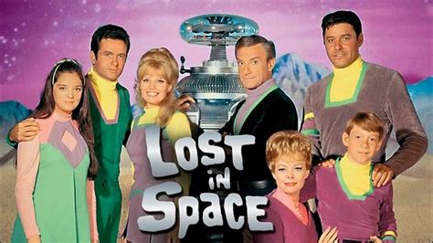 Lost In Space Behind The Scenes Pt 1 Youtube