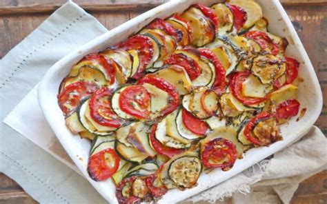 Gratin aux pommes de terre tomates et courgettes Toutes Recettes