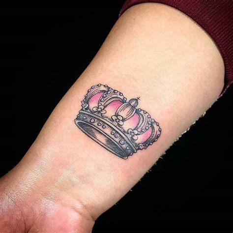 11 More Creative Crown Tattoo Ideas For Women Crazyforus