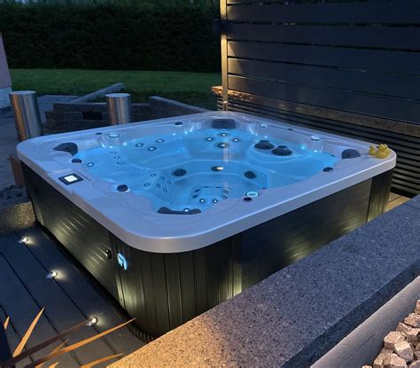 Buy Hot Tubs Spas And Accessories Free Delivery South Wales Showrooms Topstak