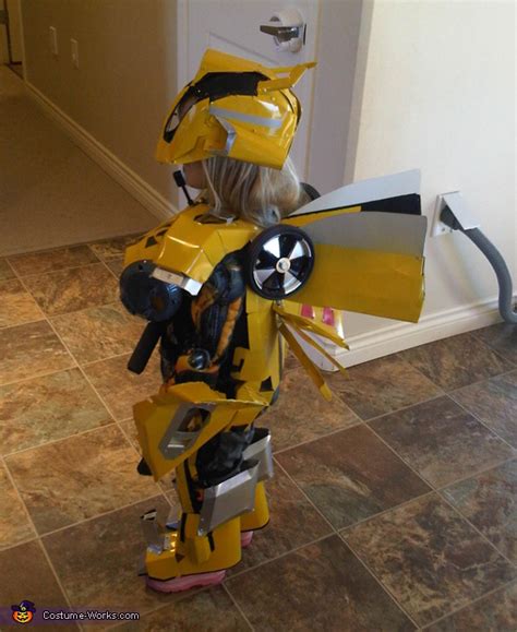 Small but super strong, bumblebee is a valuable asset to optimus prime and the team. Homemade BumbleBee Transformer costume - Photo 2/2