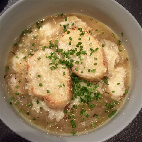 French Onion Soup Soupe à Loignon Gratinée Arcisfoodblog