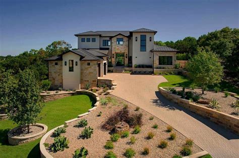 Striking Contemporary Home With Elegant Features In Spanish Oaks Texas