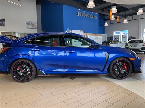 Pre Owned 2019 Honda Civic Type R Touring 4d Hatchback In El Paso