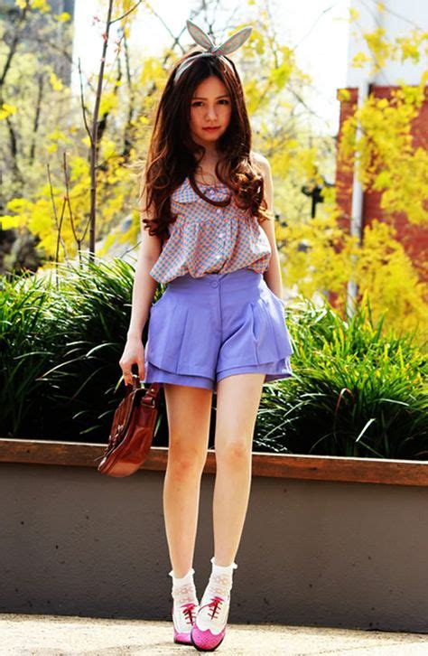17 We Love Short Shorts Ideas How To Wear Fashion Style Inspiration