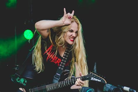 Entrevista Com Prika Amaral Nervosa Metal Na Lata