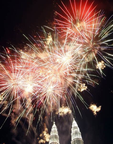 Kuala lumpur new years eve 2020. New years in Kuala Lumpur | Fireworks