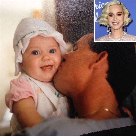 Fans Confuse Katy Perrys Throwback Baby Picture For Her And Orlando