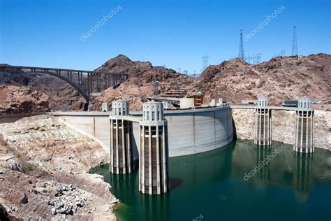 Hoover Dam Hydroelectric Power — Stock Photo © Sframe 119674944