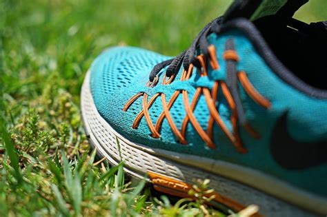 Tips Memilih Sepatu Lari Yang Mendukung Tumbuh Kembang Si Kecil