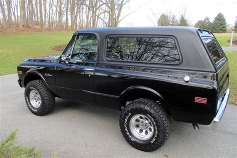 1972 Chevrolet K5 Custom Blazer 218050