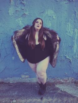 Nataliemeansnice Dusk Sunset Faux Fur Porn Photo Pics