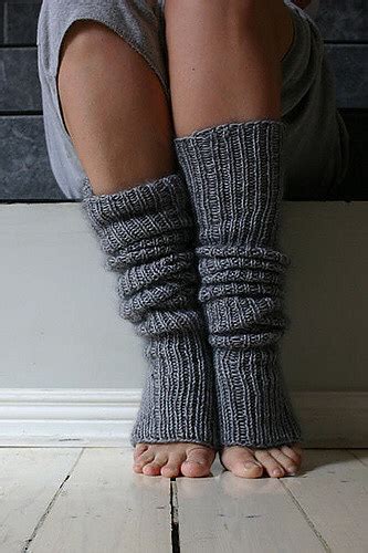 Super Easy Leg Warmers Pattern By Joelle Hoverson Knit Leg Warmers
