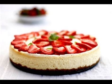 This delicious strawberry cheesecake has the classic graham cracker crust with a top layer of strawberry sauce set with gelatin. How to make Strawberry cheese cake? - YouTube