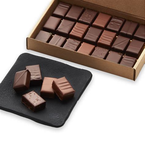 Flavored Ganaches Box 21 Pieces Le Chocolat Alain Ducasse