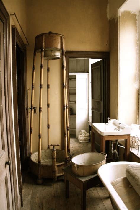 Diy rustic bathroom decor ideas to give your bathroom farmhouse charm: 25 Rustic Bathroom Decor Ideas For Urban World