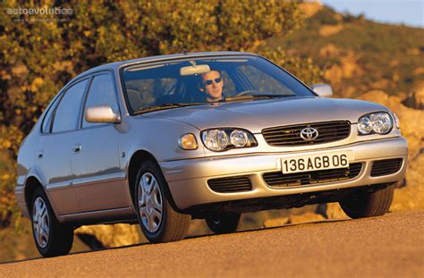 Toyota Corolla 5 Doors 2000 2001 2002 Autoevolution