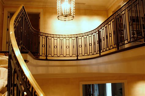 However, by using the stair tread's nosings as a point of reference, the installation is not much more difficult than for a typical railing. MetalGraphic: Interior Stair Railings Bel Air