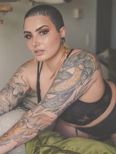 Austen Marie 🔥 0f F4nsly On Twitter Hot Days Making Me Miss My Shaved Head