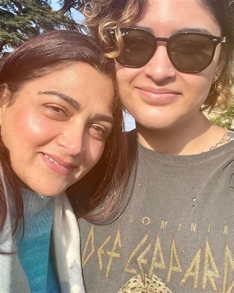 Viral Pictures Of Kushboo With Her Lovely Daughters