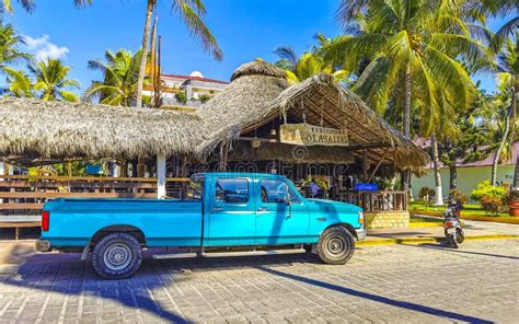 Mexican Classic Pickup Truck Car 4x4 Off Road Vehicles Mexico Editorial