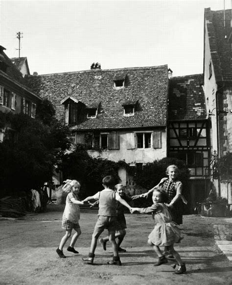 ©robert Doisneau Robert Doisneau Street Photography Black And White