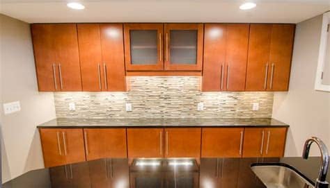 Transform your kitchen with new kitchen cabinets from our company in bohemia, ny. Timberlake Lausanne in Maple, cognac glaze. (With images ...