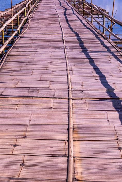 The Bamboo Bridge In Kwan Phayao Lake Stock Photo Image Of Floating