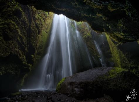 834551 4k Finnich Glen Scotland Waterfalls Cave Crag Moss Rare